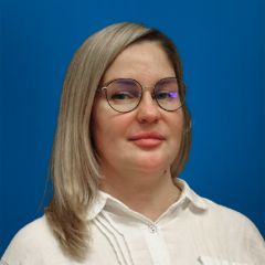 Лебедева Лариса