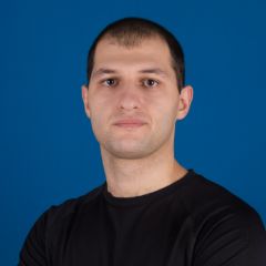Акопян Артур Айкович